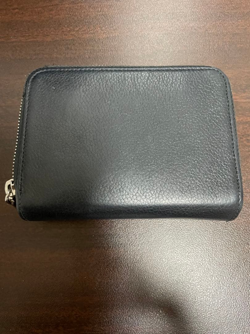 サンローラン　 二つ折り財布　ウォレット　メンズ　ウィメンズ レザー 黒