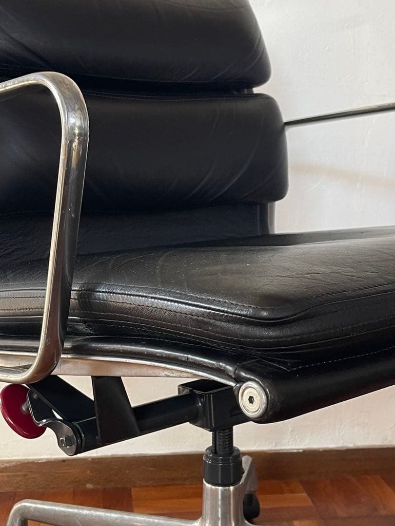 ハーマンミラー イームズ ソフトパッド チェア