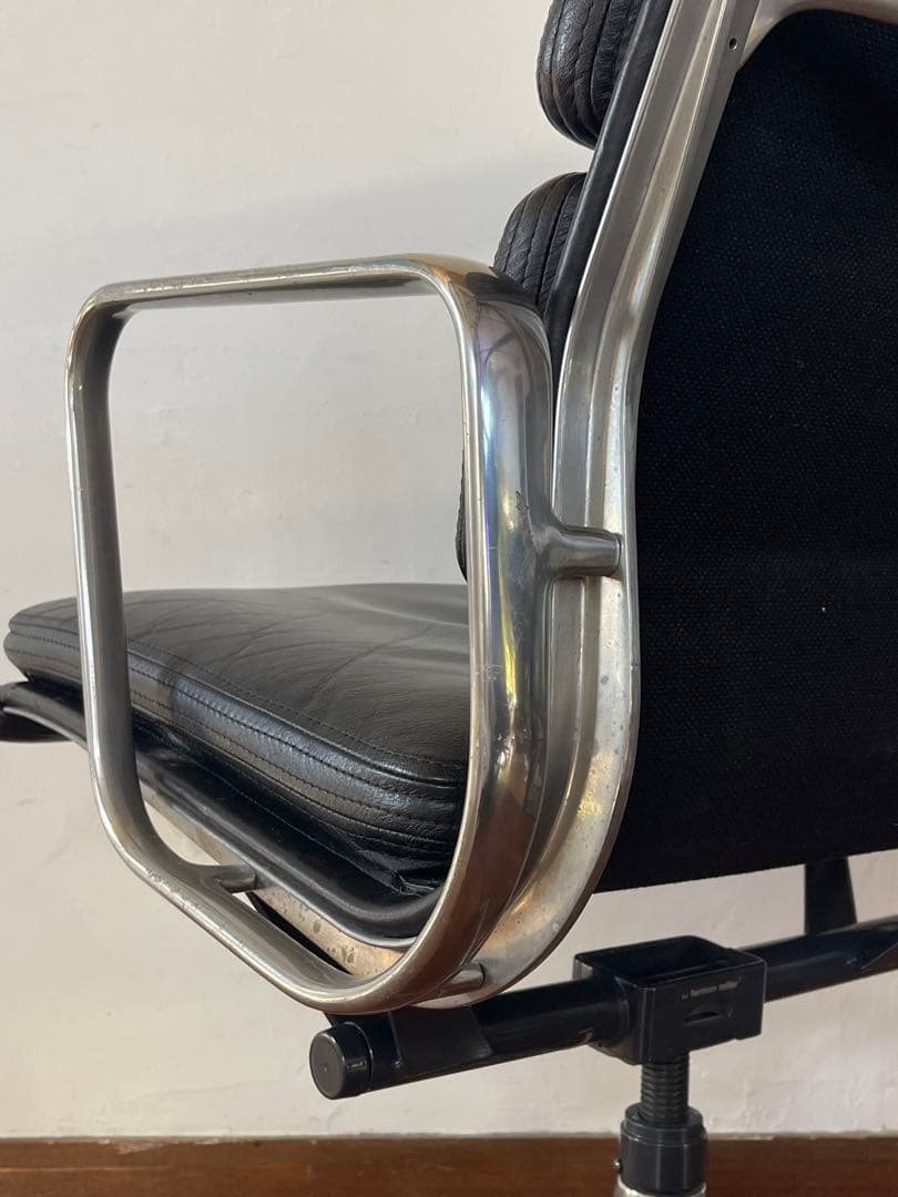 ハーマンミラー イームズ ソフトパッド チェア