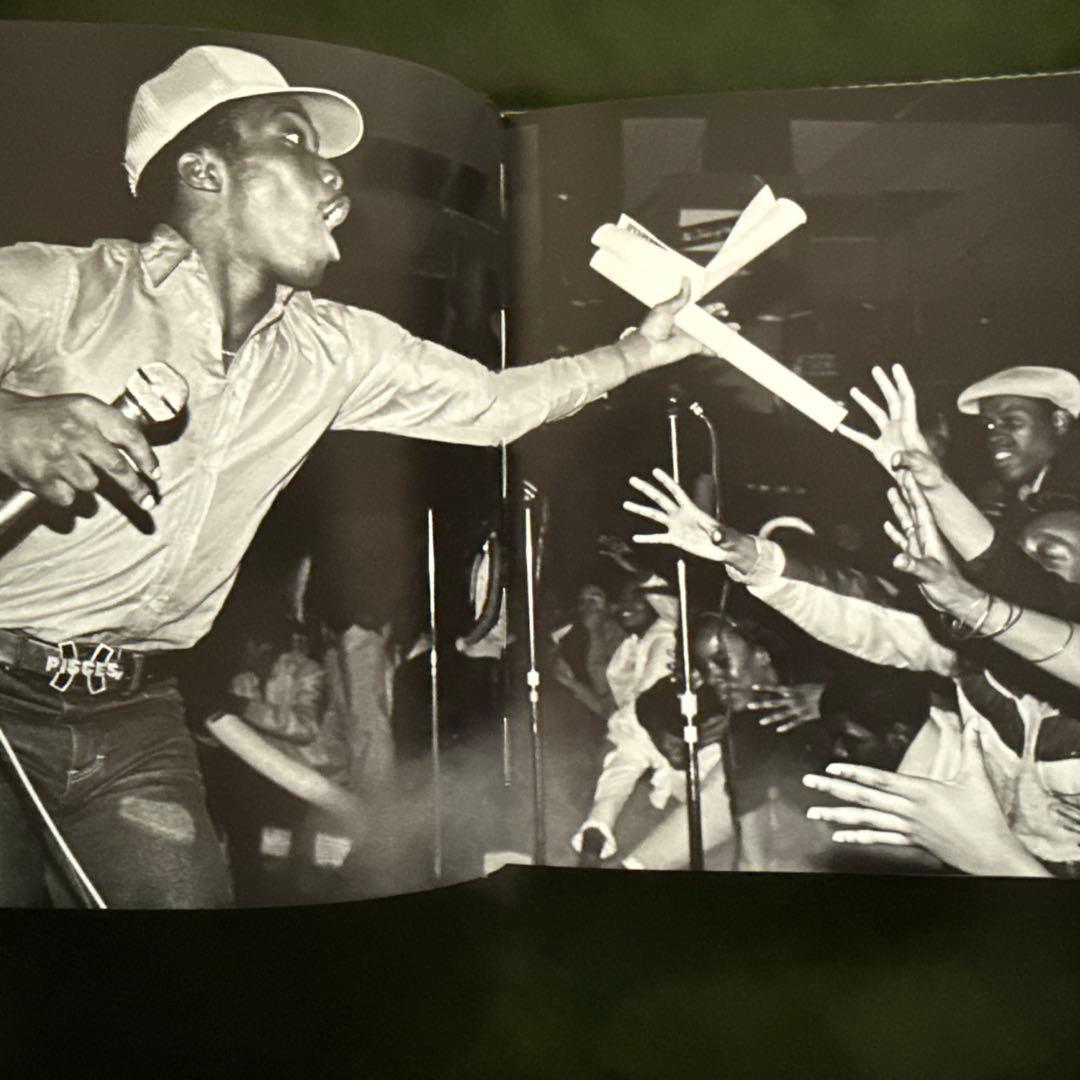 アート・デザイン・音楽 Born in the Bronx