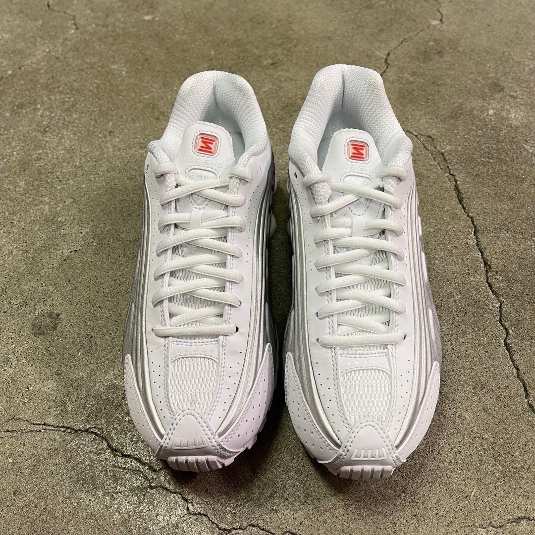 Nike Women's Shox R4 AR3565-101 23㎝