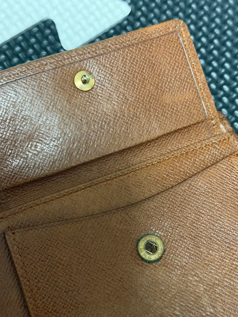 LOUIS VUITTON ルイヴィトン モノグラム 二つ折り 財布