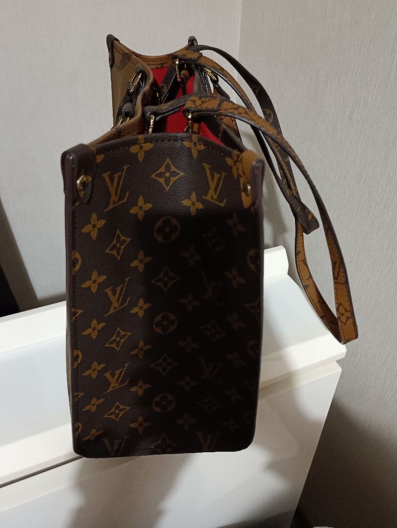 ひまわりモノグラムショルダーバッグ