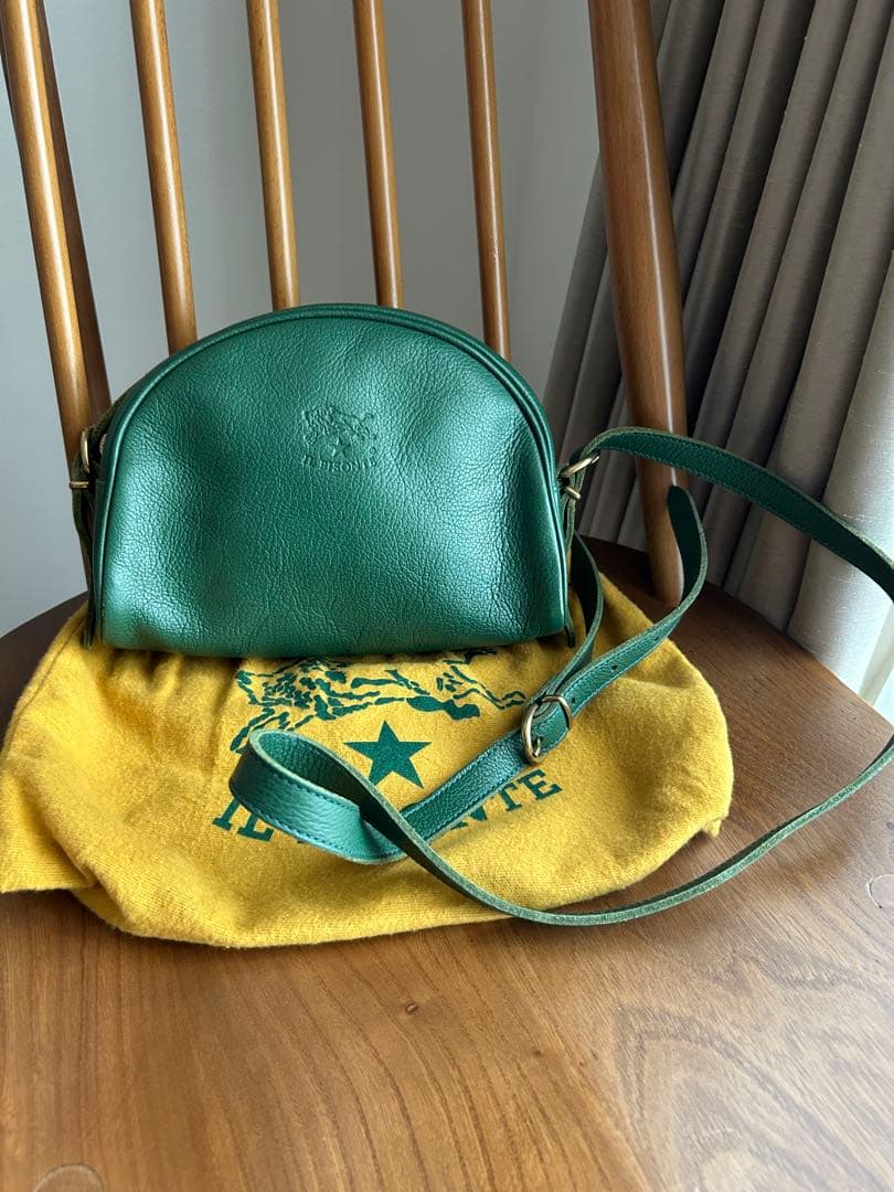 IL BISONTE イルビゾンテショルダーバッグ　グリーン半月型