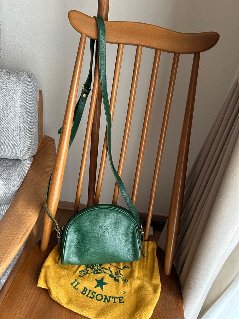 IL BISONTE イルビゾンテショルダーバッグ　グリーン半月型