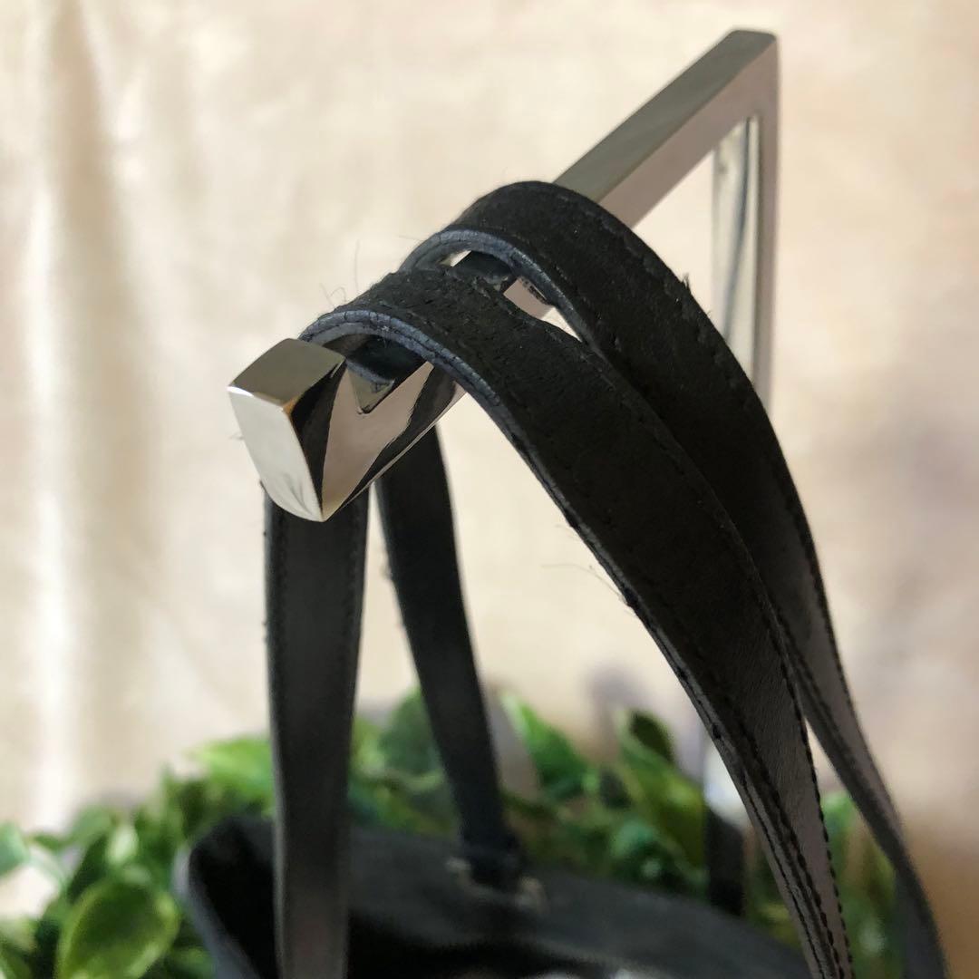 ★Taka★美品♡ プラダ　トートバッグ　ハンドバッグ　三角プレート