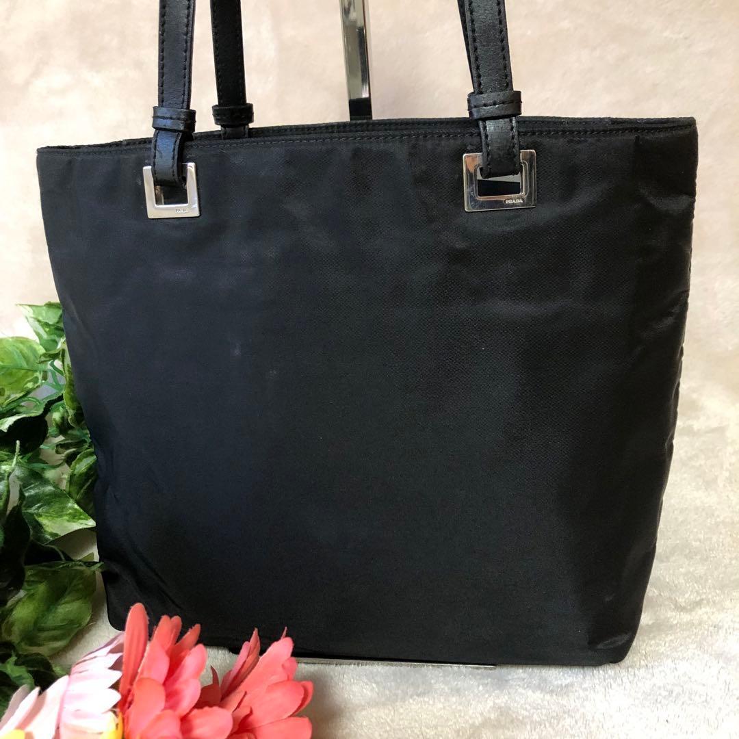 ★Taka★美品♡ プラダ　トートバッグ　ハンドバッグ　三角プレート