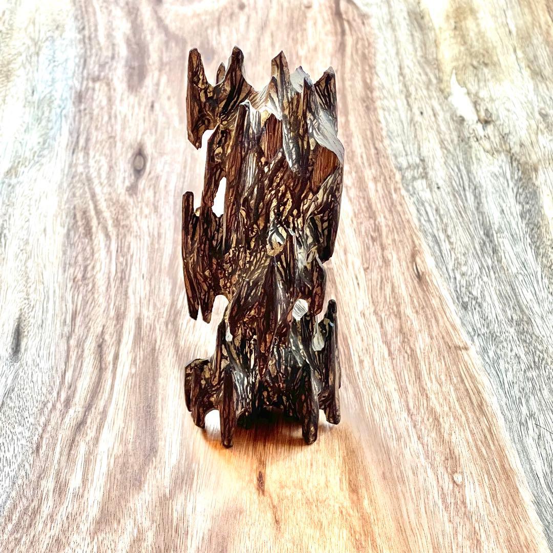 ベトナム産置物　223.5g 香木　材質不明