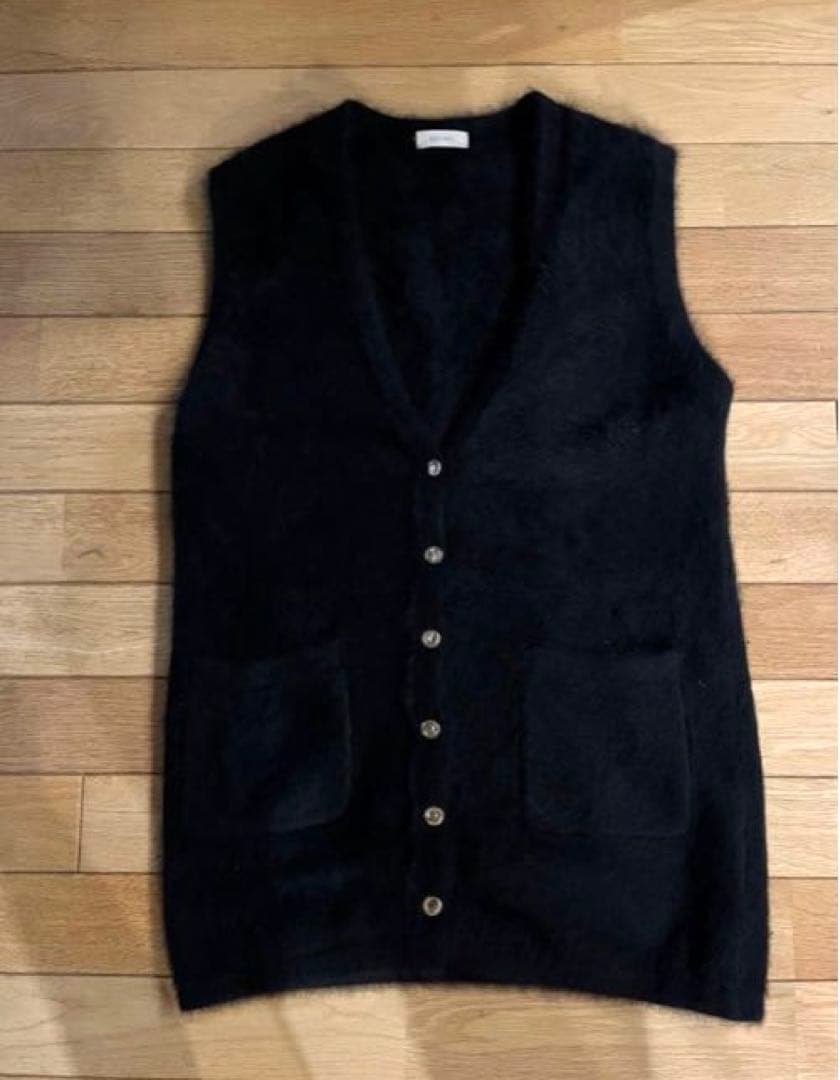 （*）様 トゥモローランド　DES PRES デプレ Vネックベスト