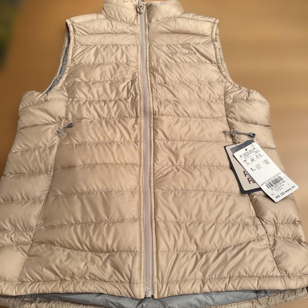 新品タグ付きfoxfire ベージュ ユニットダウンキルティングベスト　Ｌサイズ