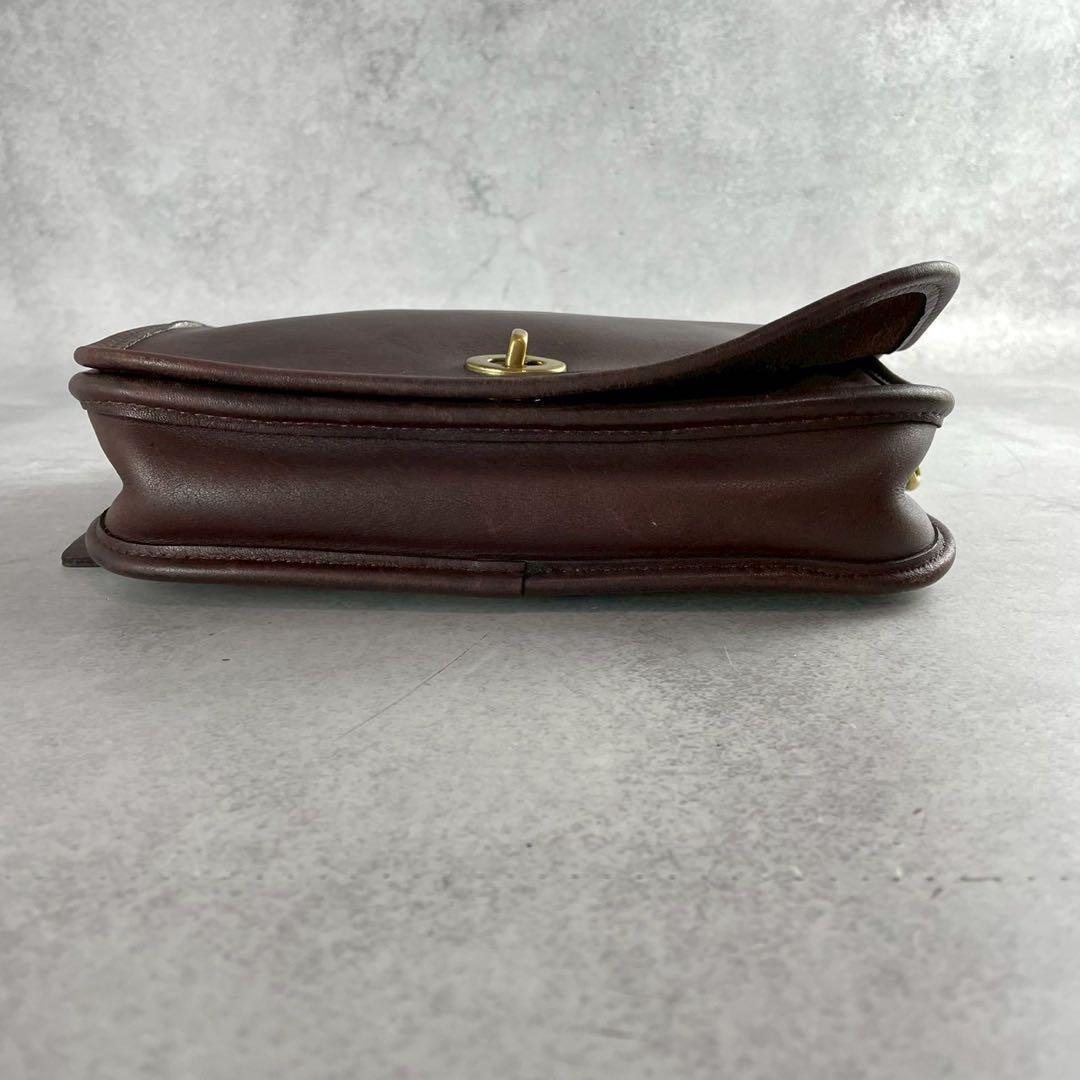 コーチ　オールドコーチ　ショルダーバッグ　肩掛け　斜め掛け　ブラウン　9755