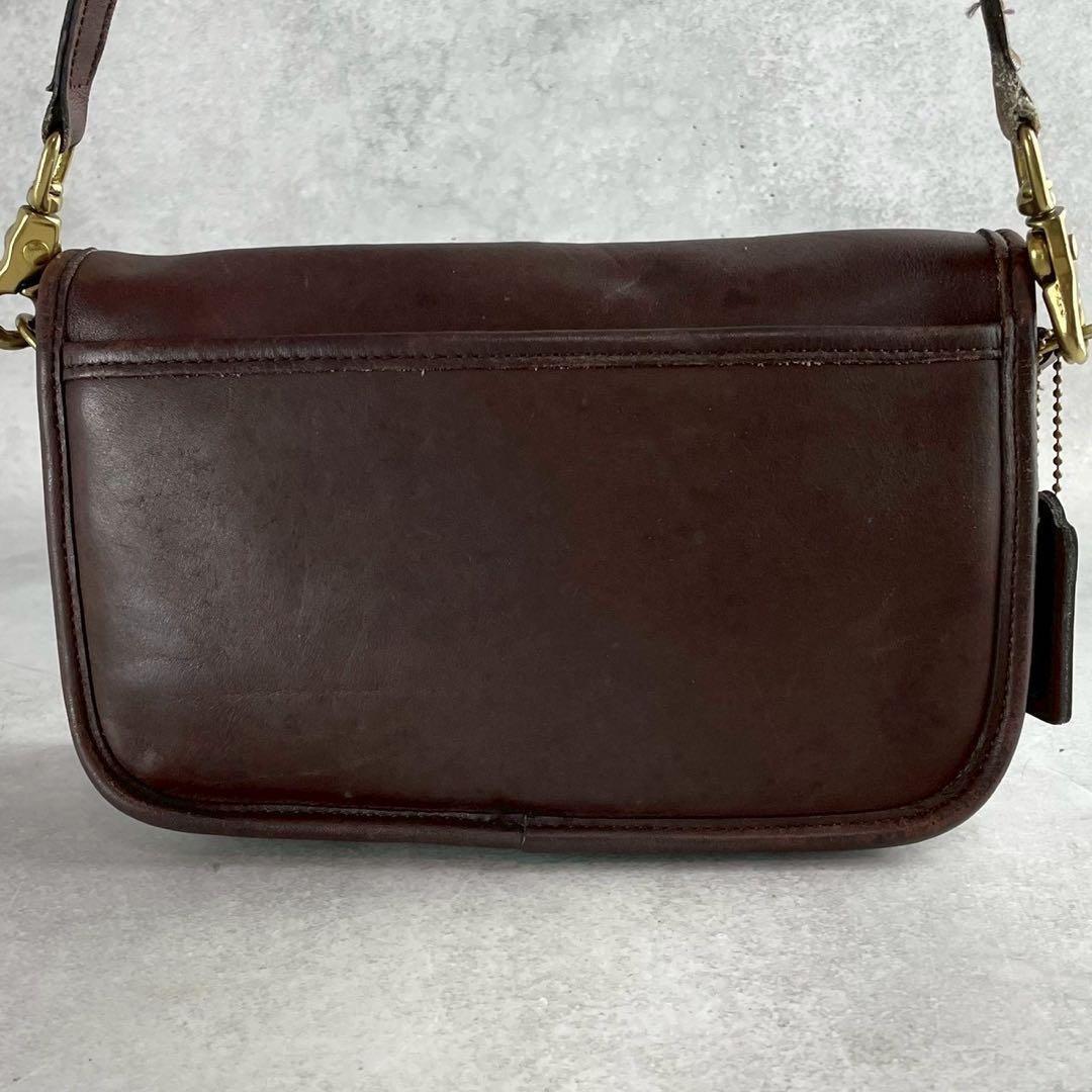 コーチ　オールドコーチ　ショルダーバッグ　肩掛け　斜め掛け　ブラウン　9755