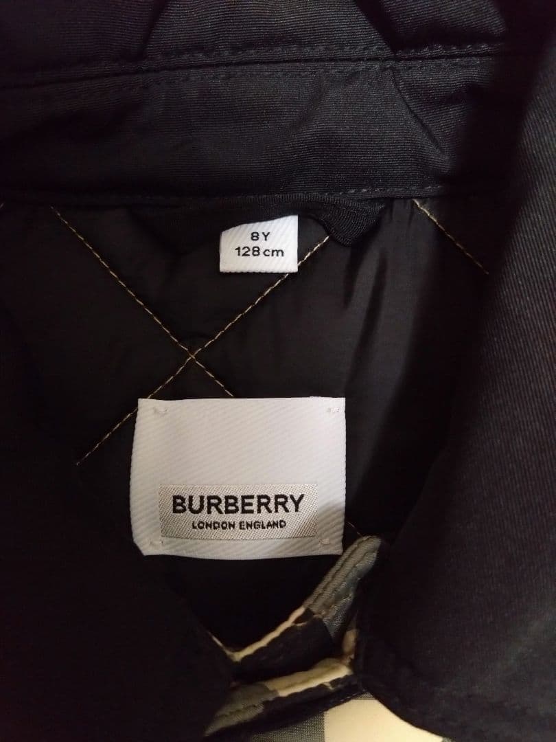 バーバリー　キッズ　８Ｙ　128 キルティング　ジャケット