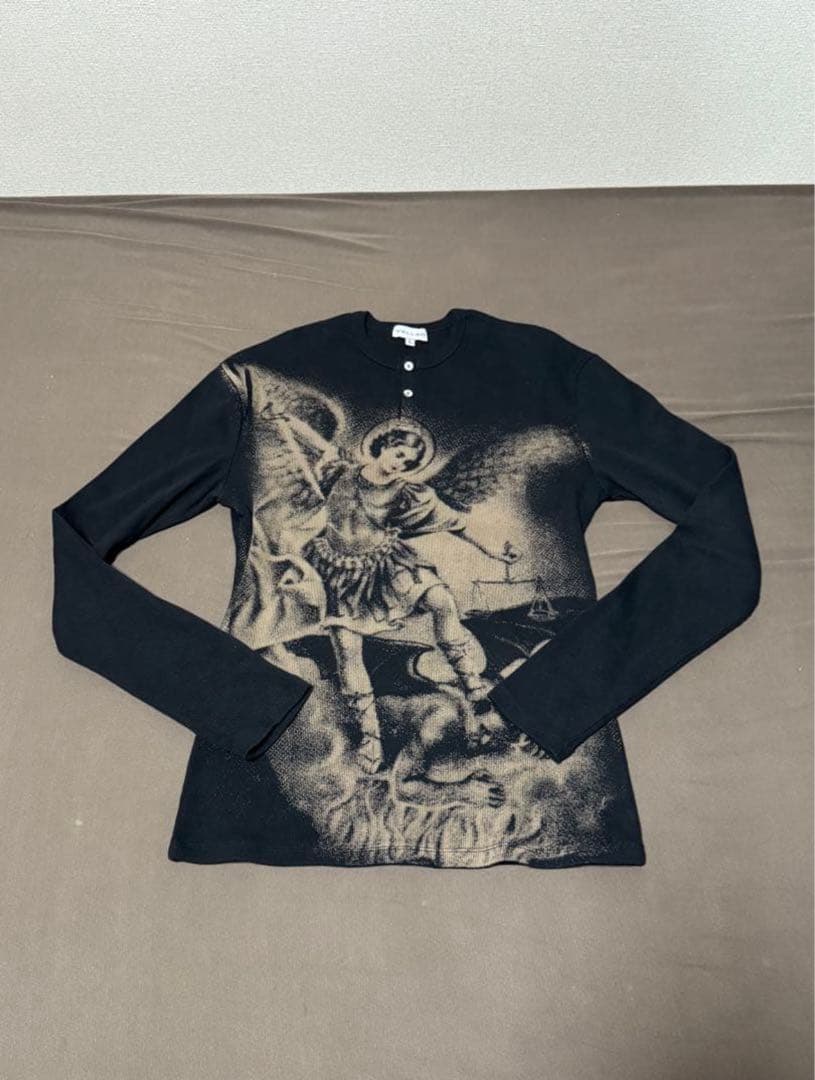 V.HENRY NECK VALLAD L黒　io着用