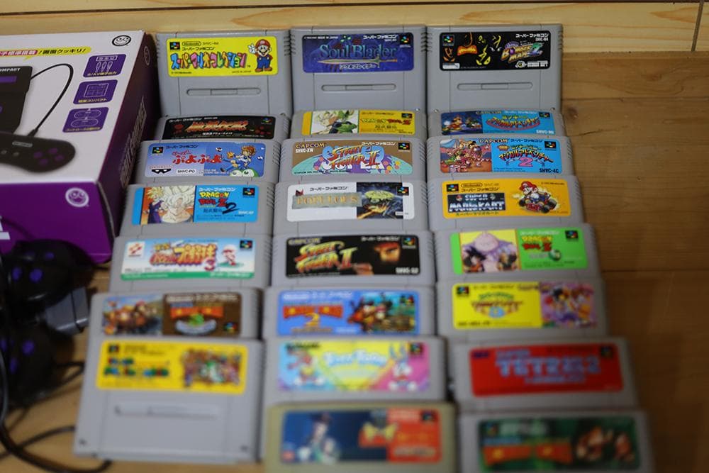 スーパーファミコン互換機本体+コントローラー+ソフト23個セット