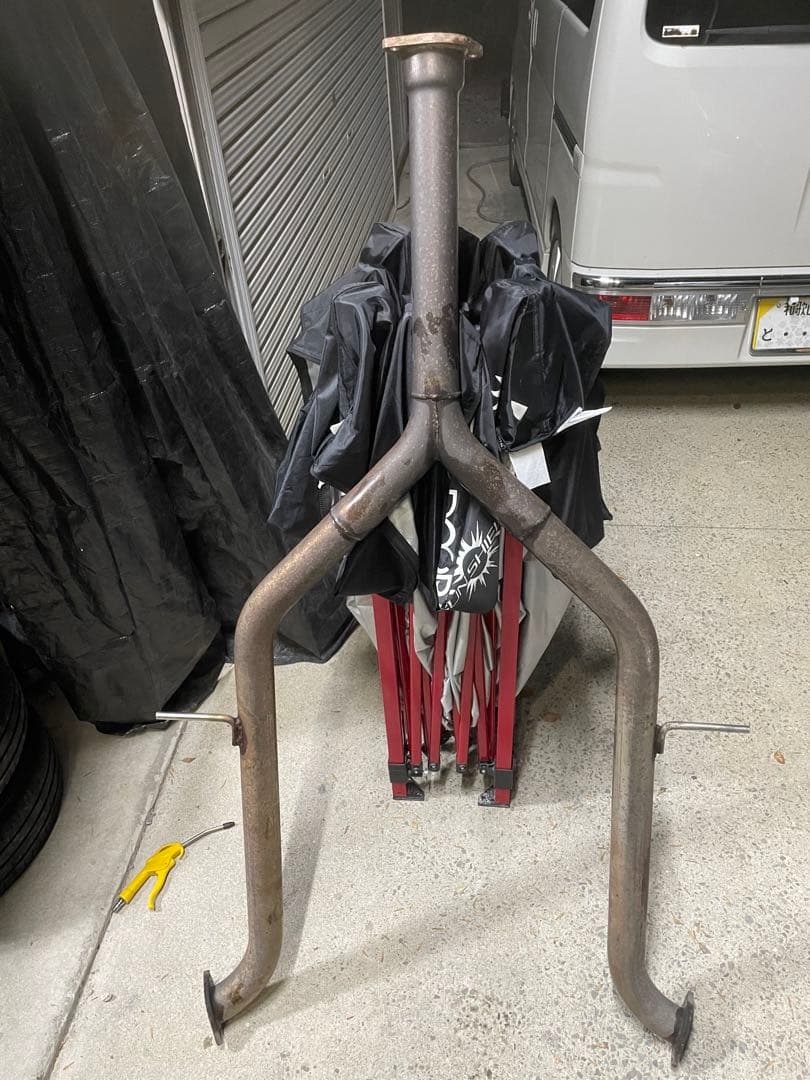 希少　15 マジェスタ　中間マフラー