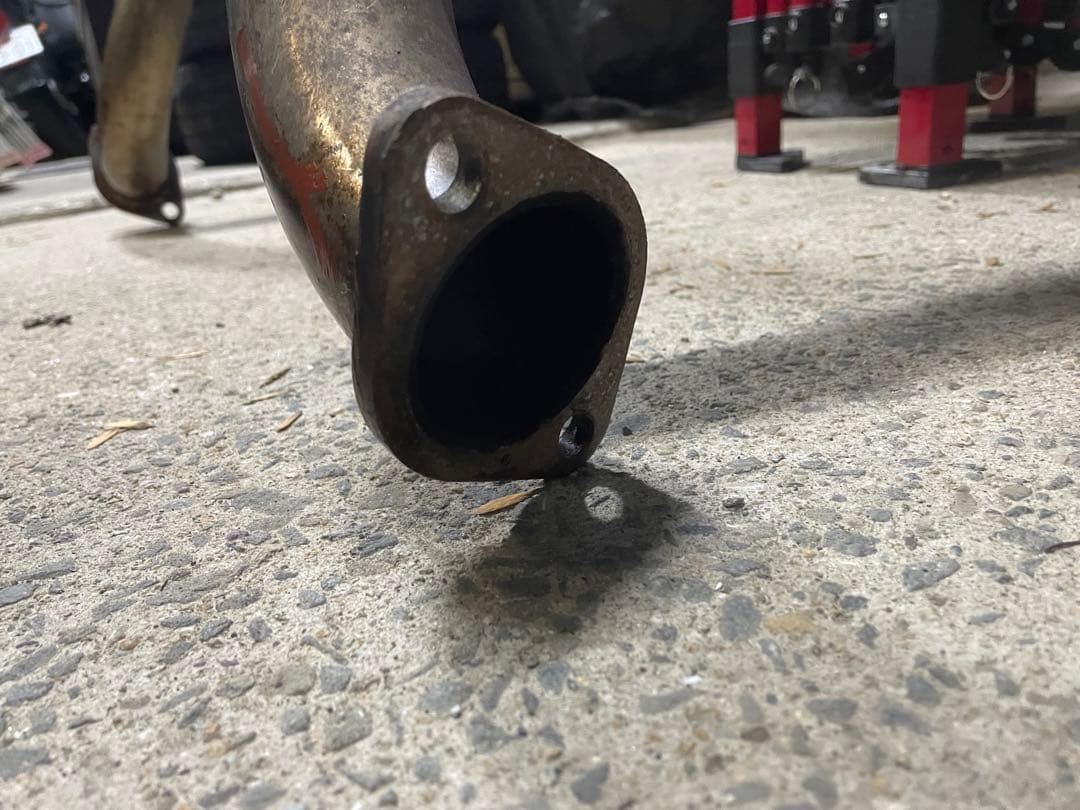 希少　15 マジェスタ　中間マフラー