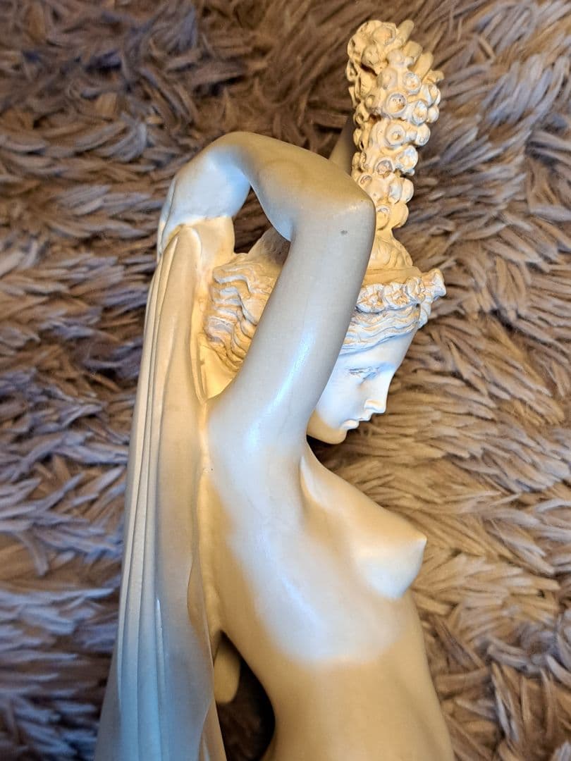イタリア製 ヴィーナス像 女性像５０㎝