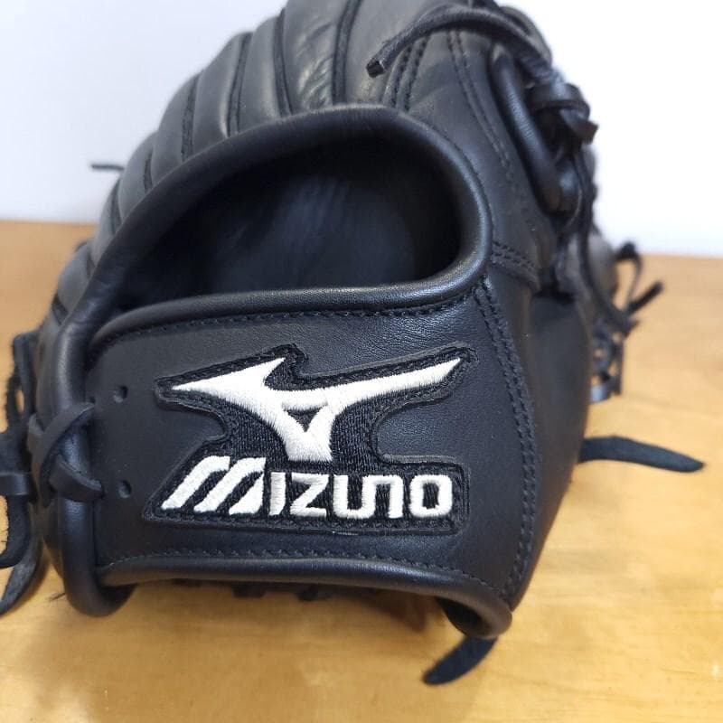 ミズノ イチローモデル 限定 グローバル版 プラチナラベル 美品 軟式グローブ