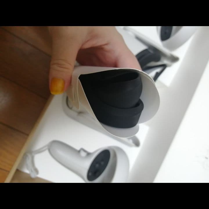 【美品】 Quest 2 128GB [ Quest2 ]