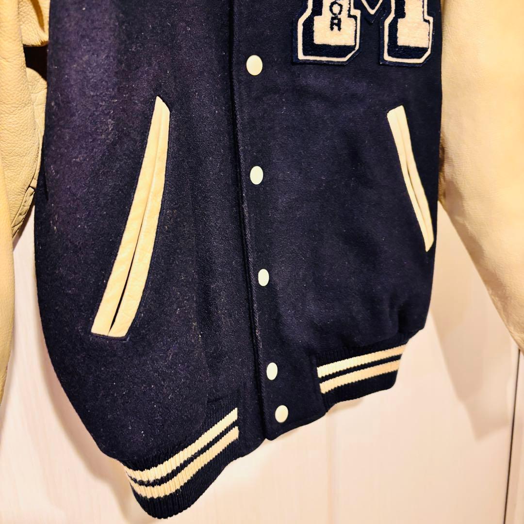 マックレガー スタジャン ネイビー アイボリー M刺繍 袖レザー