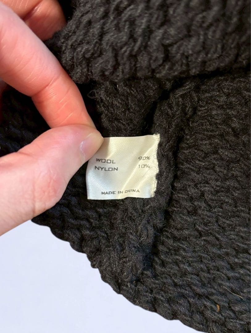 !*様 ナンバーナイン 耳当て付き　ニットキャップ　帽子　黒