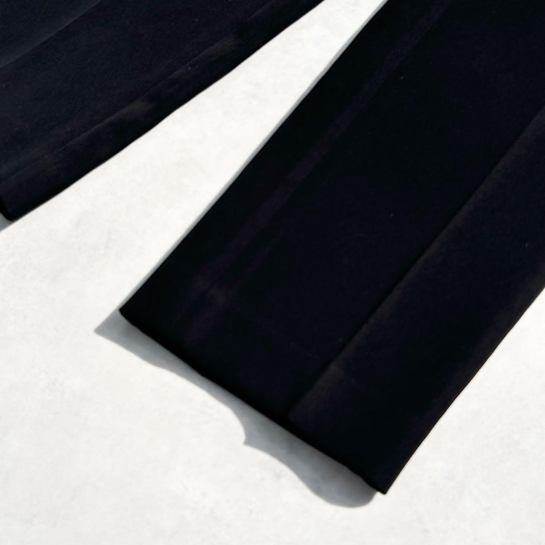 ヨーコチャン　センタープレスパンツ　ブラック　2025年製　タグあり　42サイズ