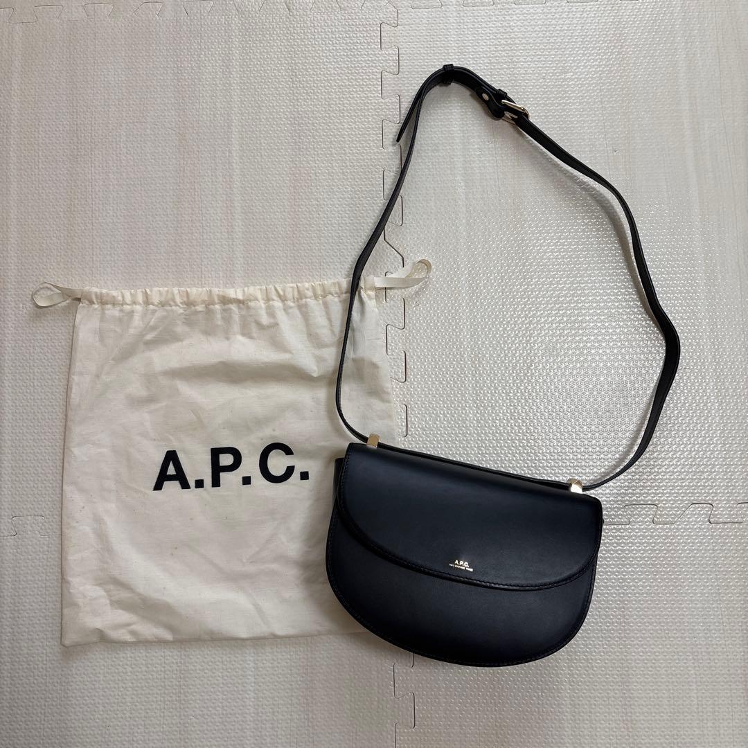 A.P.C アーペーセー　GENEVE バッグ