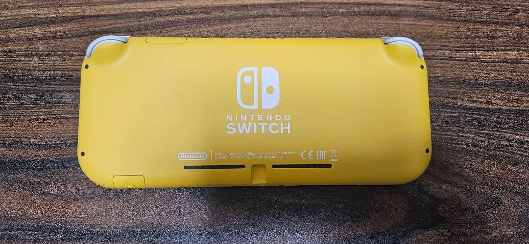 Nintendo Switch Lite 本体イエロー 箱 充電器付き