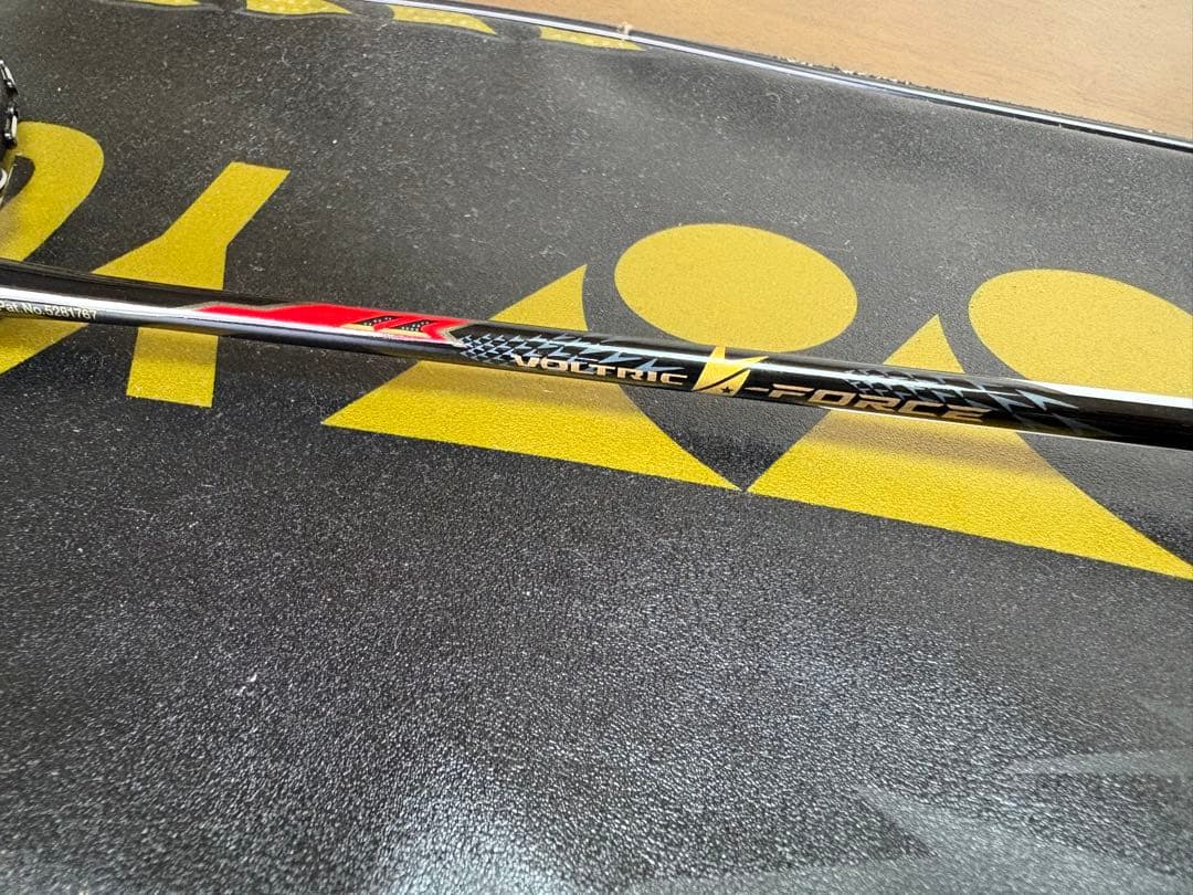 YONEX ボルトリックLDフォース　4U/G5 美品！