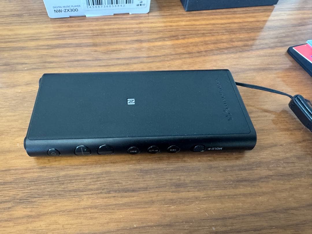 SONY NW-ZX300 64GB デジタルオーディオプレーヤー　ケースＳＤ