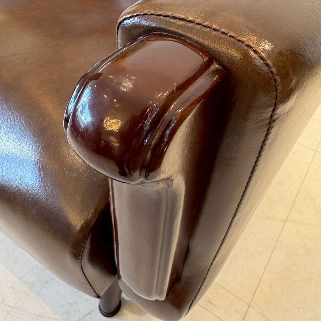 ヴィンテージレザー　3人掛けソファ アームチェア クラシック　喫茶店　レトロ