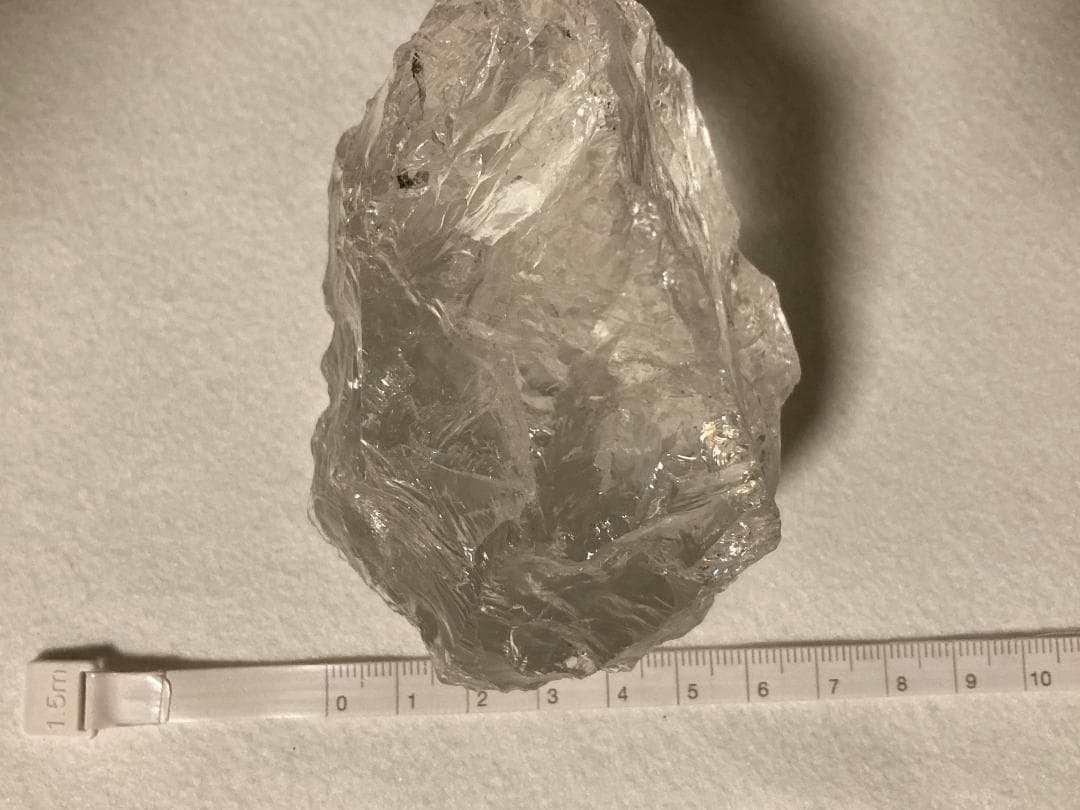 サチャロカクォーツ 原石395g 高透明 氷結クラック 虹 かち割り