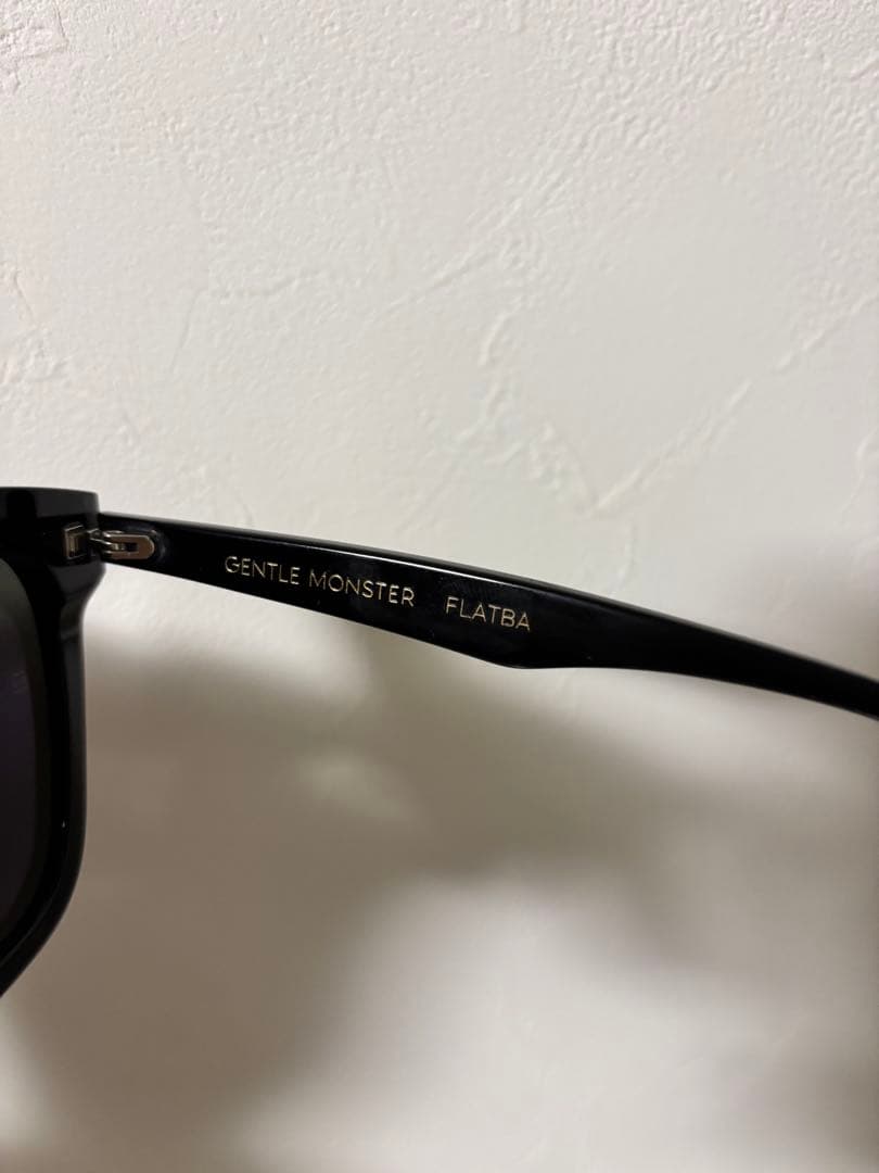 GENTLE MONSTER HER ブラック サングラス
