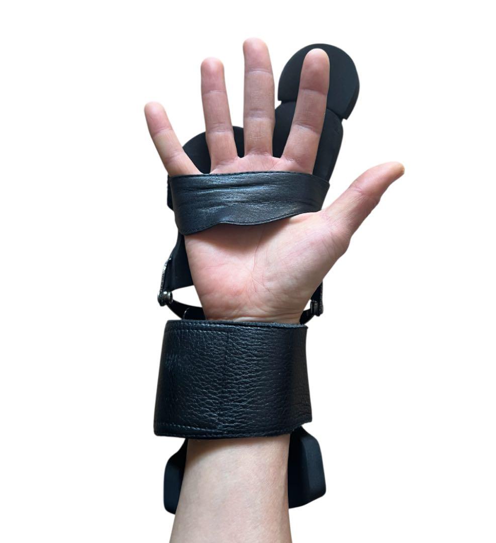 ロボリスト 右用 グローブ ABS