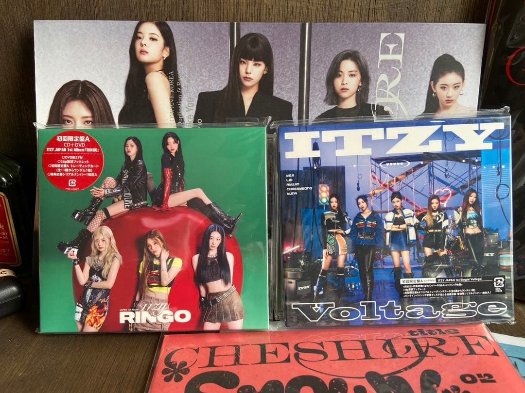 期間限定販売！ITZY CDお買得まとめ売り/10枚セット/レア 銀テ付き