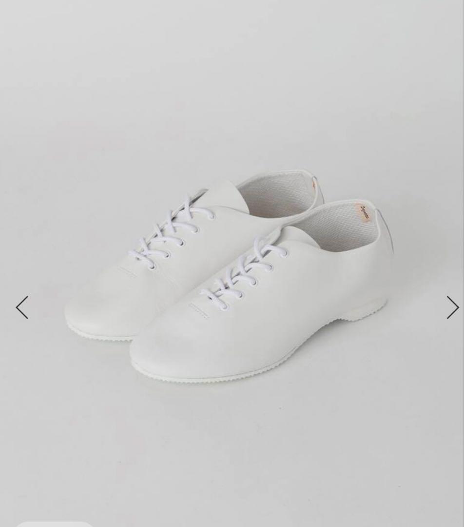 美品　repetto IENAジャズシューズ ホワイト　39