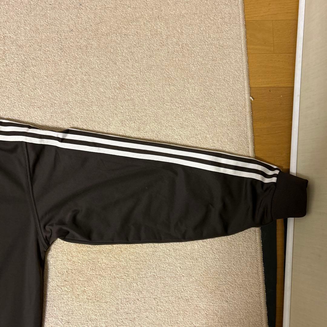 adidas ブラウン トラックジャケット