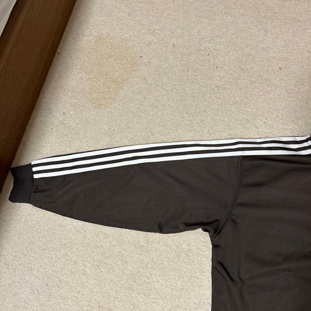 adidas ブラウン トラックジャケット