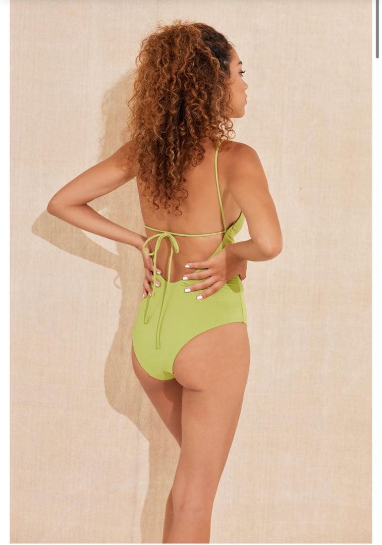 ALEXIA STAM ブラック水着 Lサイズ