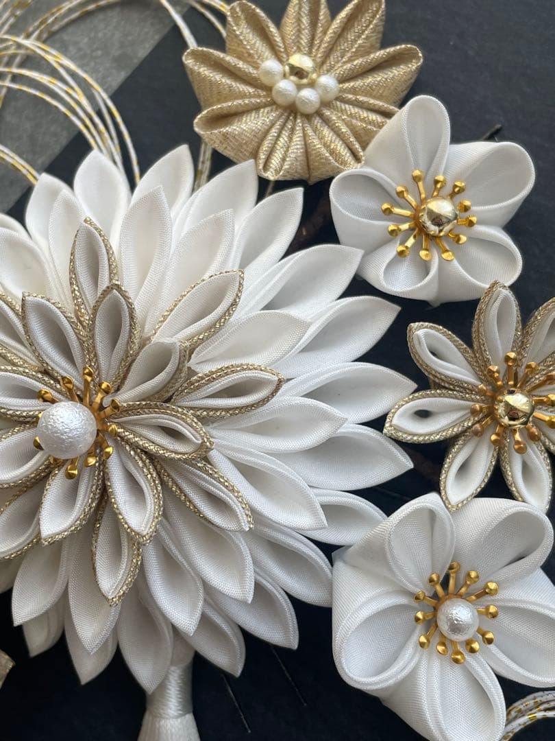金白髪飾り　振袖髪飾り　成人式髪飾り