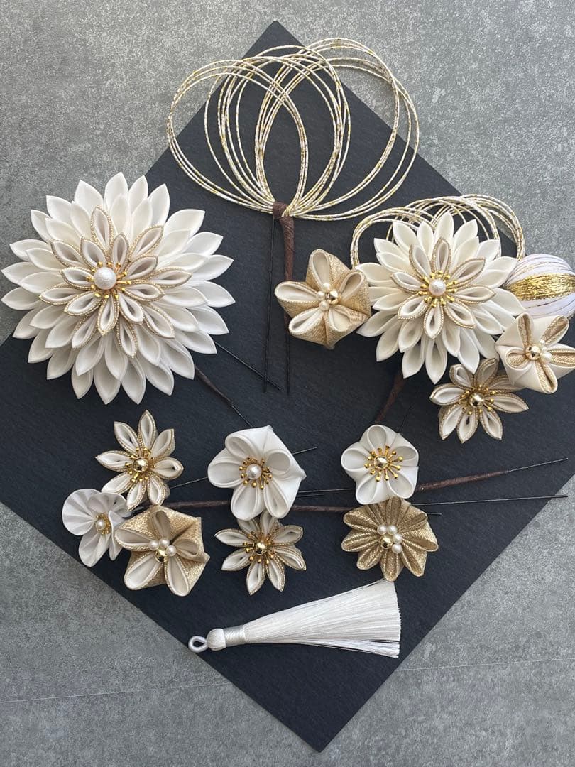 金白髪飾り　振袖髪飾り　成人式髪飾り
