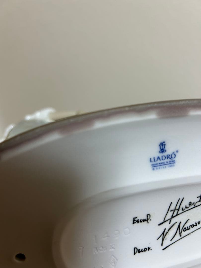 リヤドロ LLADRO (献花) 世界　　　　　　3000体限定！超特価！