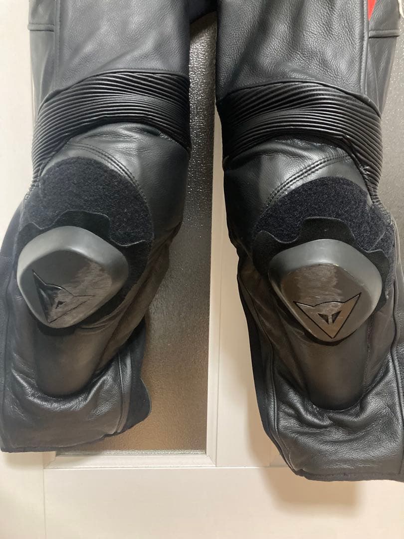 Dainese セパレート 2pc革ツナギ ブラック/レッド サイズ50