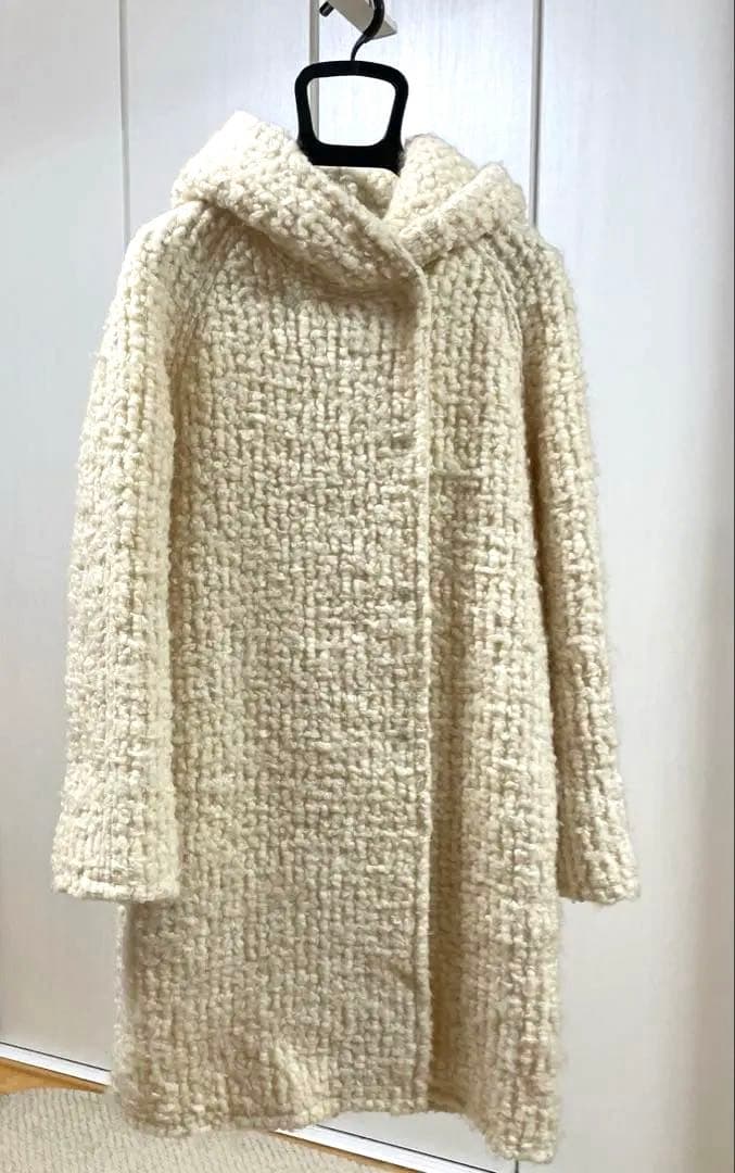 エポカ　オフホワイト　フード付きコート