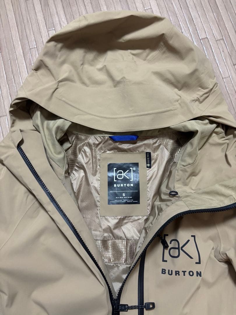 Burton [ak] GORE-TEX スノーボードジャケット ベージュ