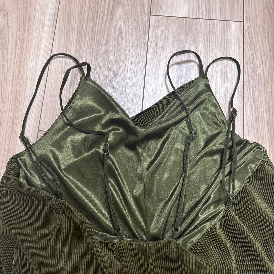 UN3D プリーツロンパース