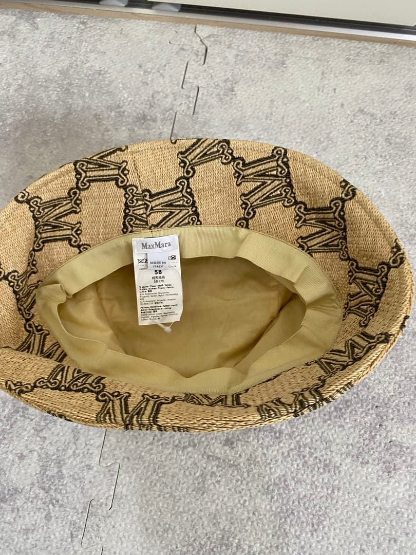 マックスマーラ　ロゴ バケットハット ベージュ