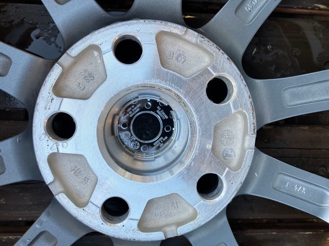 16インチ アルミニウム製 ホイール 10スポーク