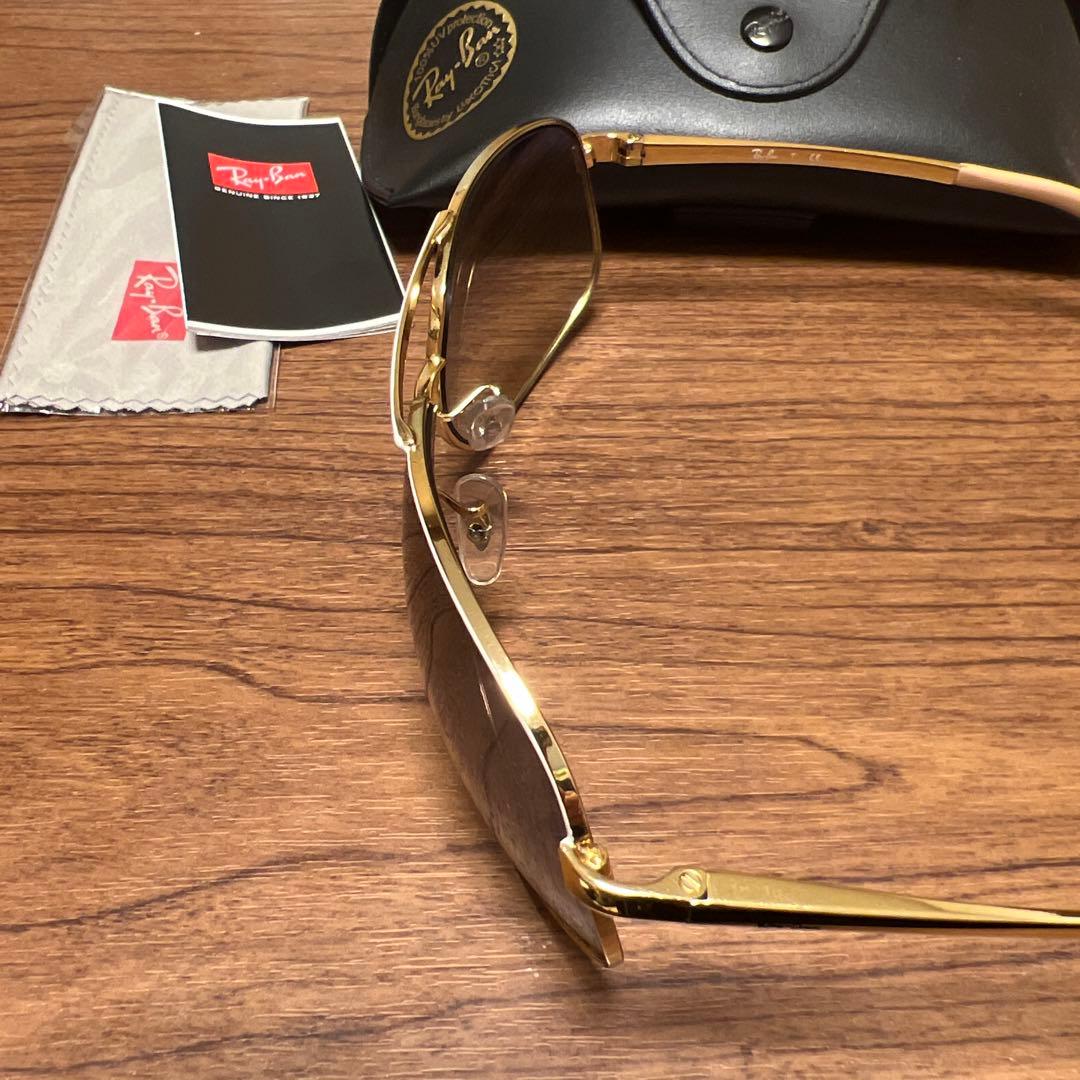 曆　レイバン RB3387-077 7B 美品　レアモデル